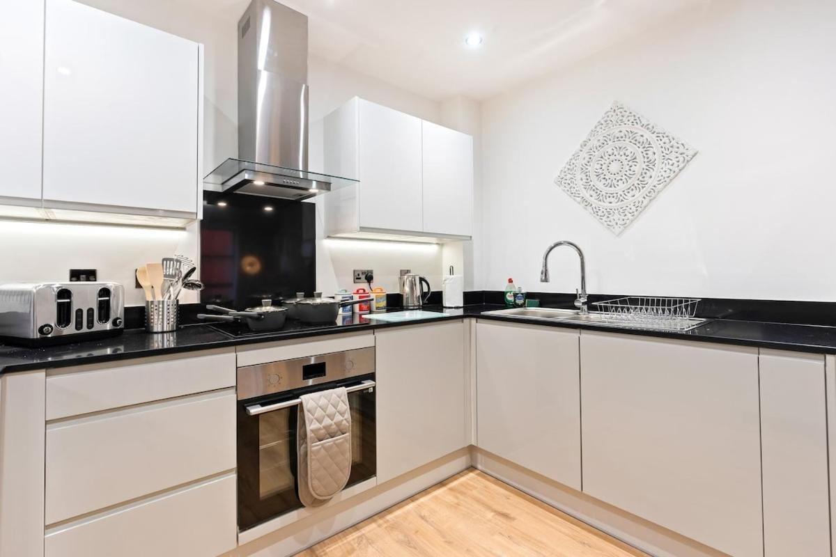 Exclusive In Jq Sleeps 6 Birmingham